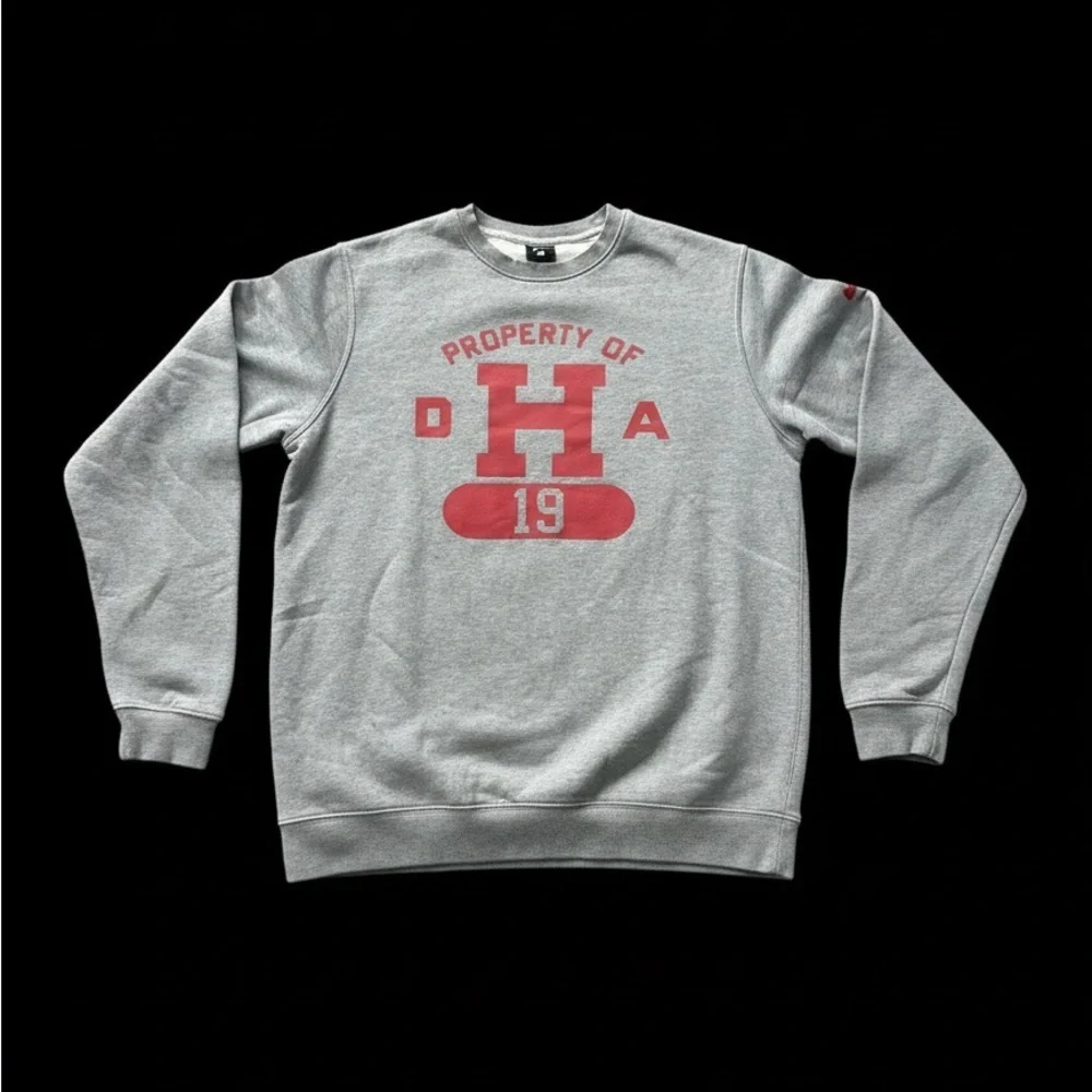 Nike Harvard Gray and Red Graphic Sweatshirt, size medium